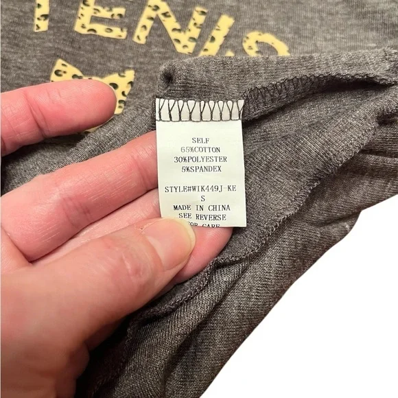 Kittenish Babe Gray Crop Top with Leopard Print Graphic Size S - Picture 10 of 11